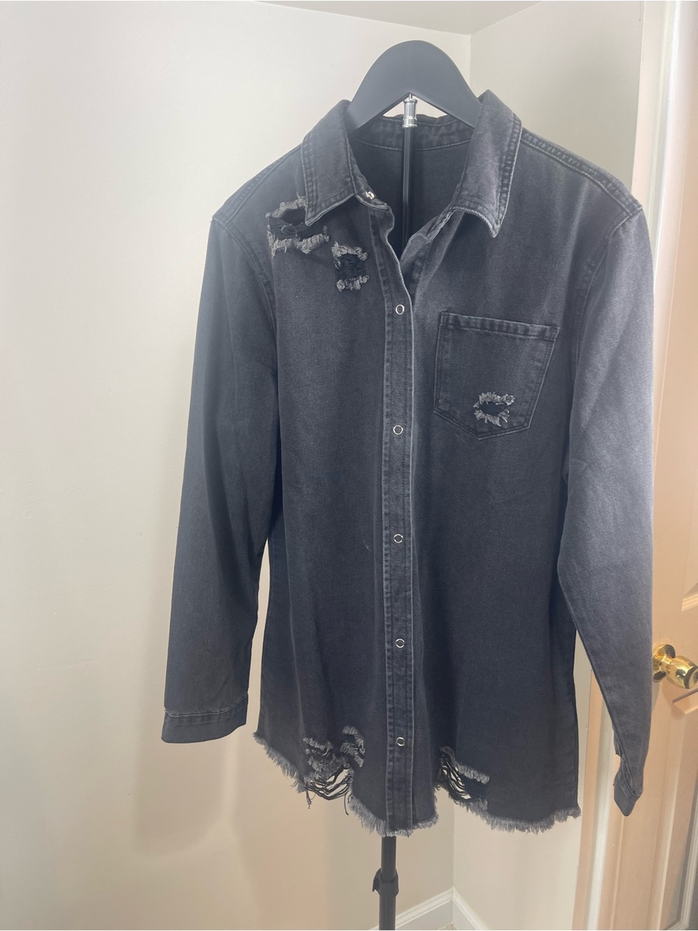 Source Unknown Black Distressed Button-Down Shirt